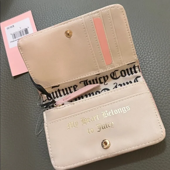 Juicy Couture Pink Embossed Card Wallet - Picture 2 of 4